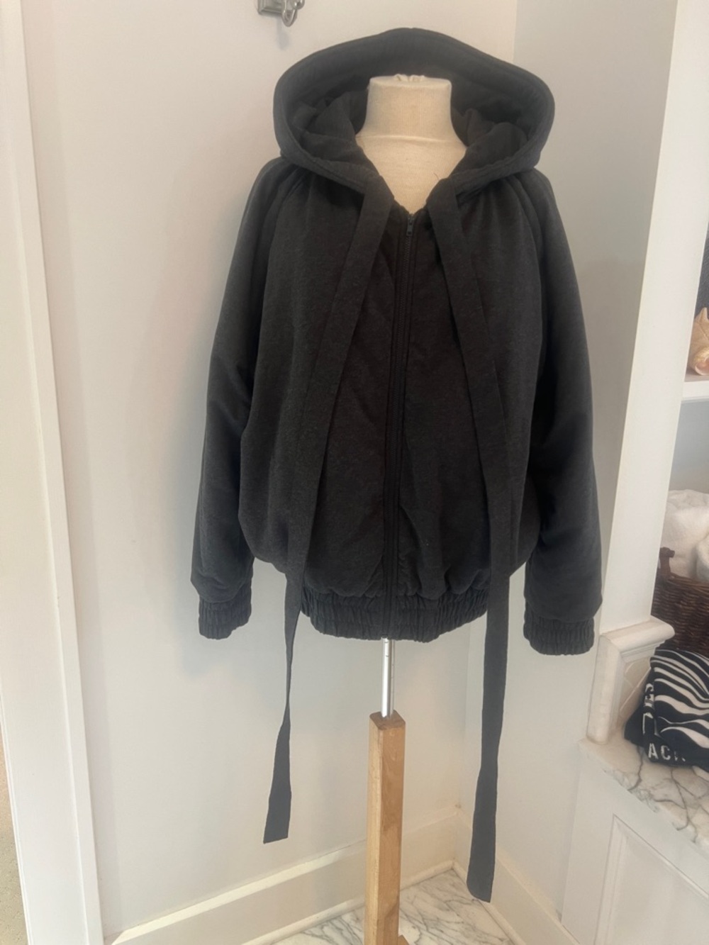 Norma Kamali Dark Heather Gray Oversize Puffy Track Bomber Jacket Hood
SZ 40/L